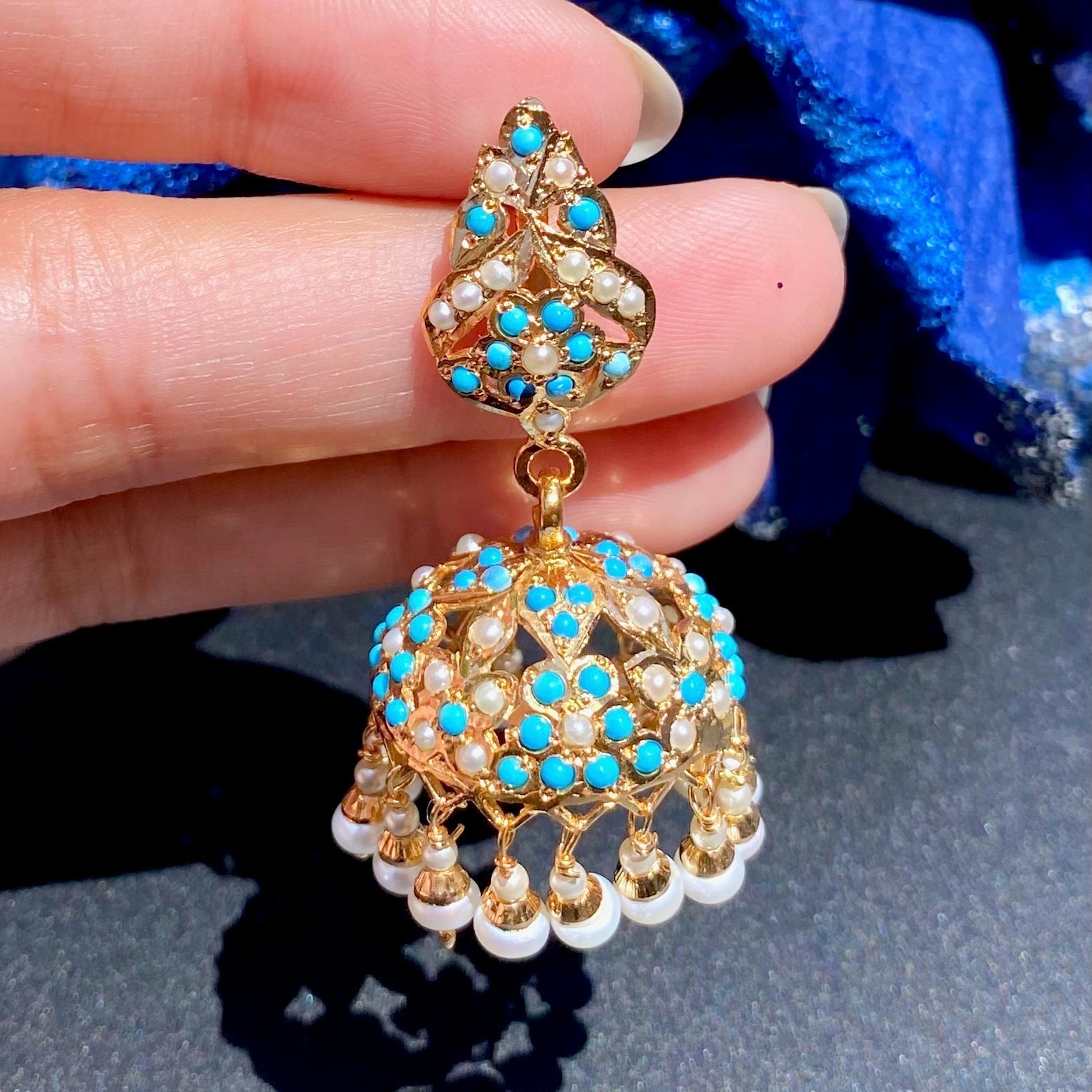 feroza jhumka