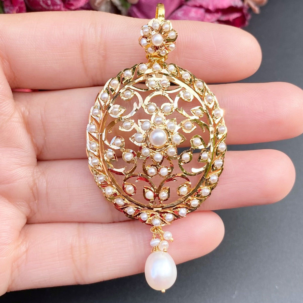 indo western pearl pendant set