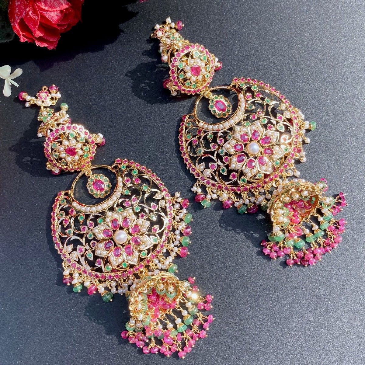 show stopper gold necklace set for indian bride