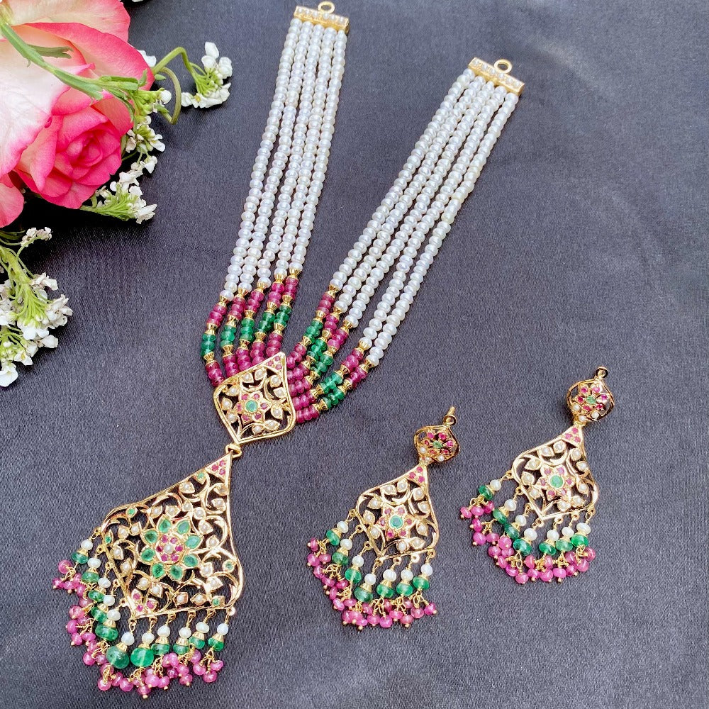 multicoloured jadau choker necklace set in 22k gold