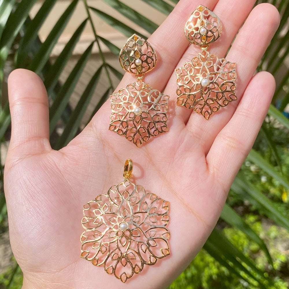 pure gold pendant set