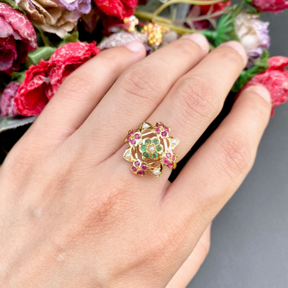 Dainty Floral Jadau Ring in 22ct Gold GLR 066a