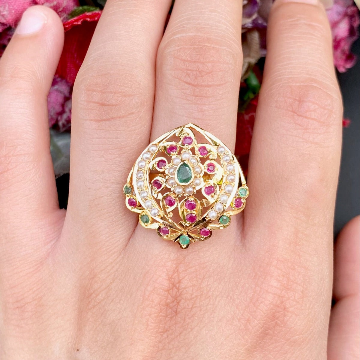 hyderabadi jadau gold ring