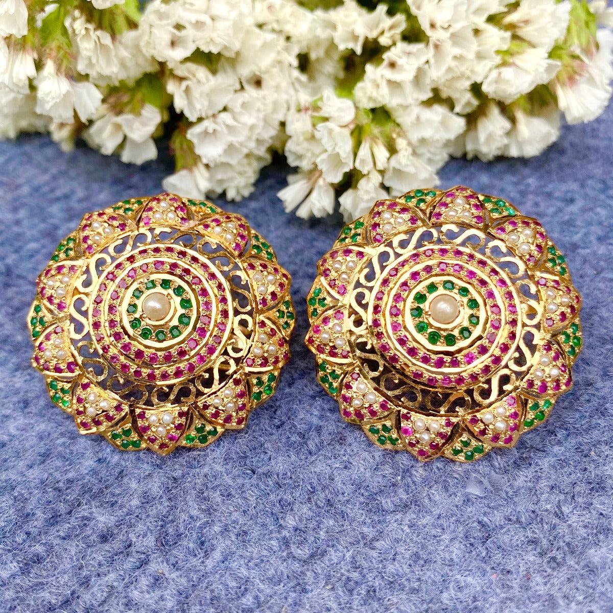 large round jadau studs