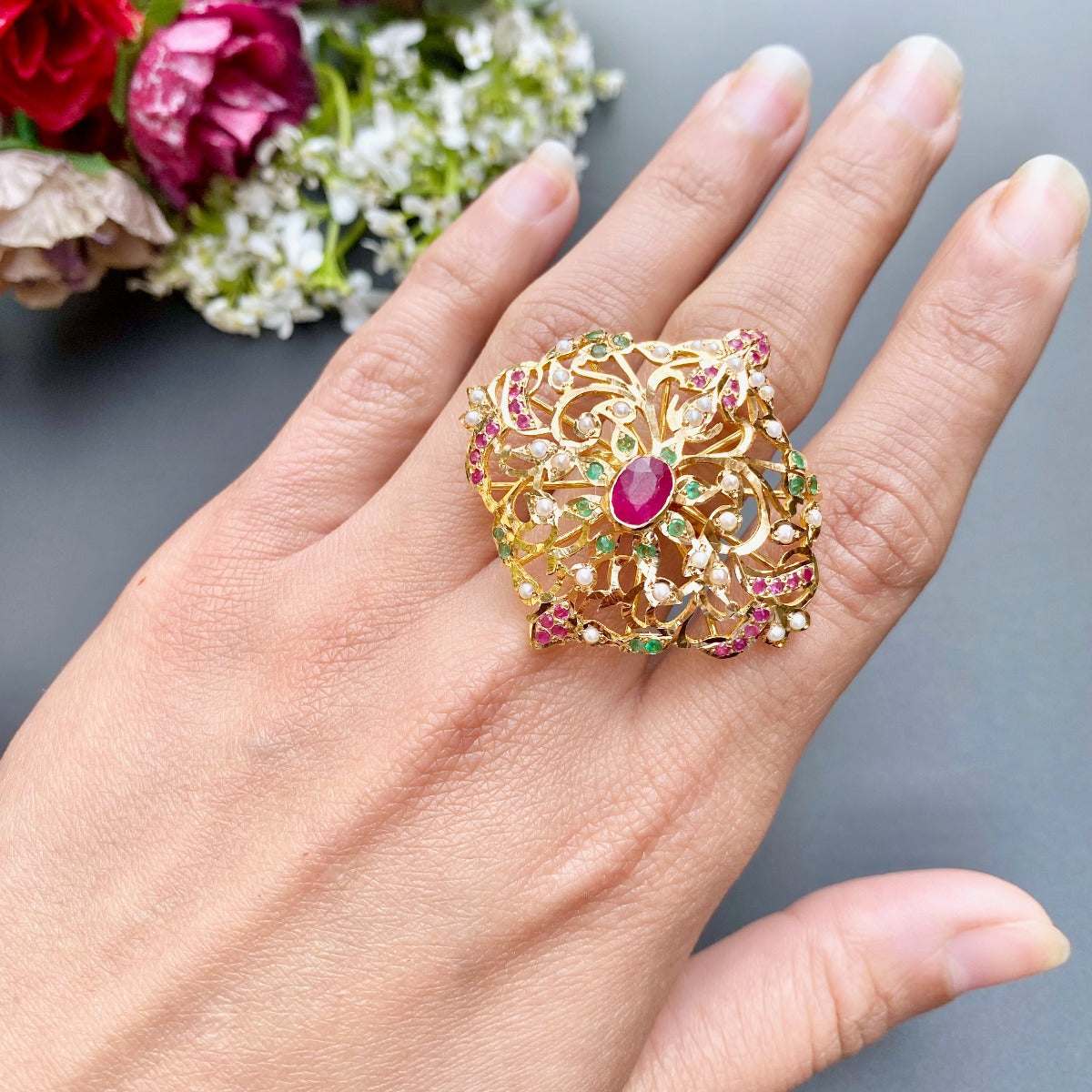 cocktail jadau ring in 22k gold