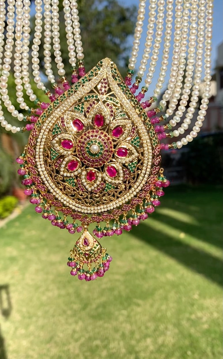 mughal era jadau jewellery