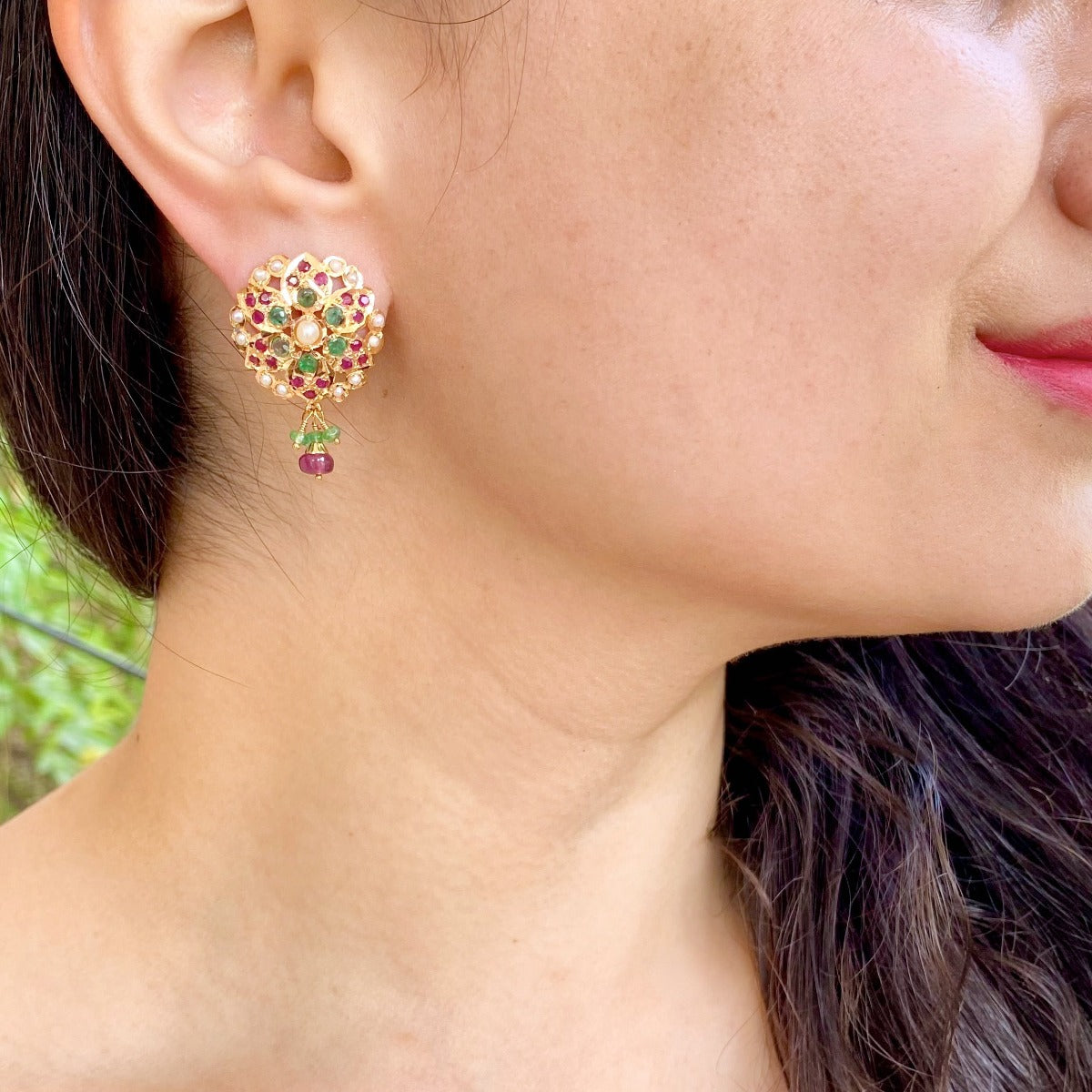 daily wear gold studs jadau