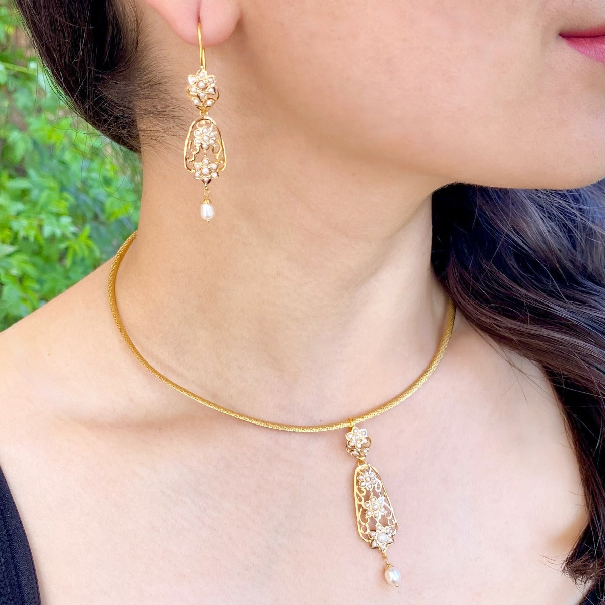 gold jewelry set for gifting