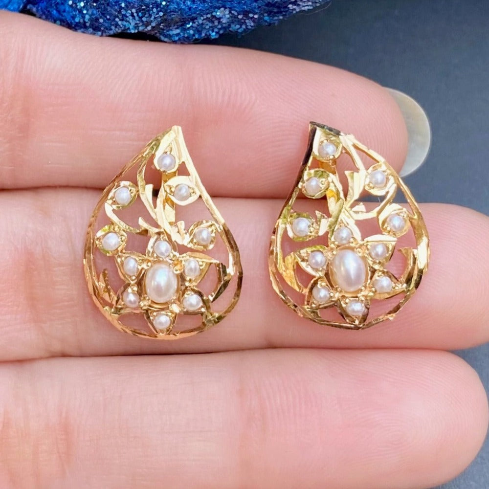 paisley pearl studs in 22k gold