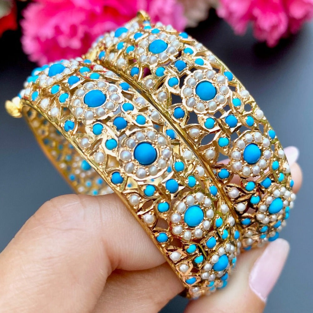 indian 22k gold bangles pair