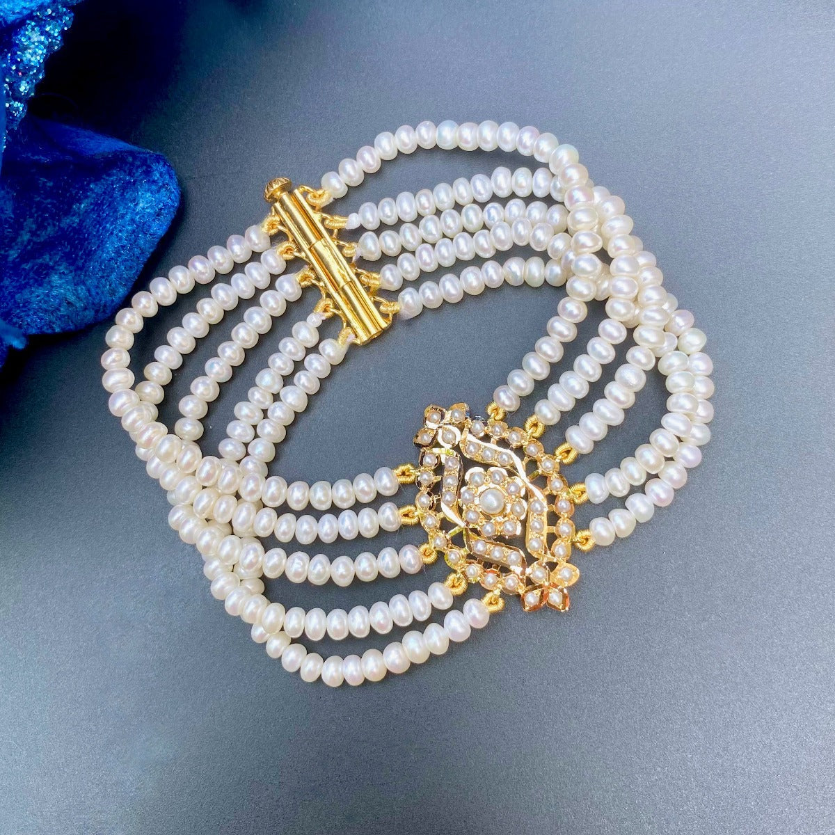 small pearl bracelet 22k gold