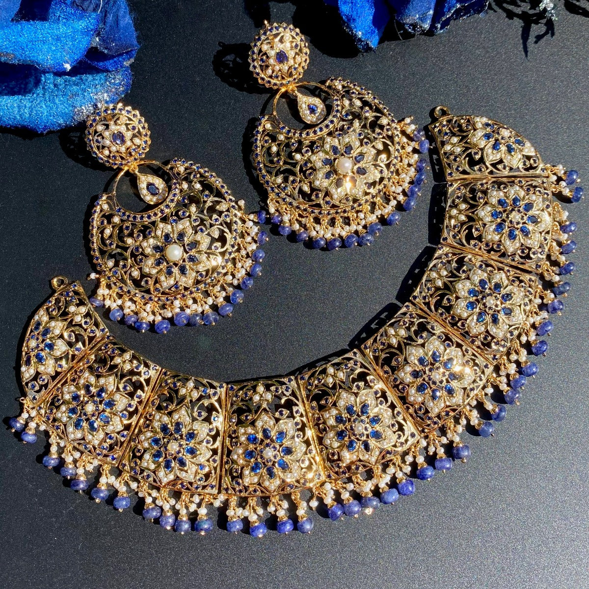 heavy necklace set to wear with lehenga