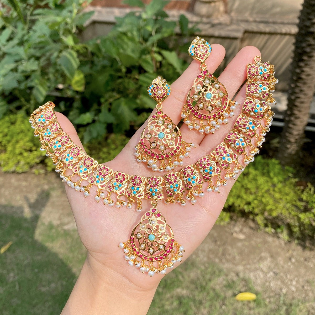 traditional indian jadau jewelry