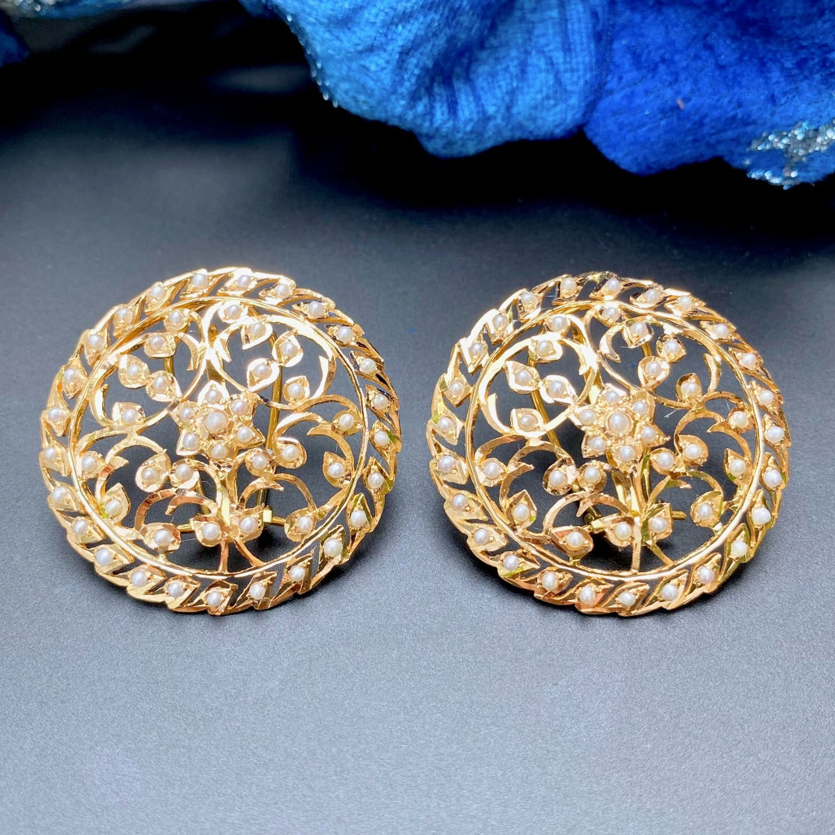 large round gold studs for women