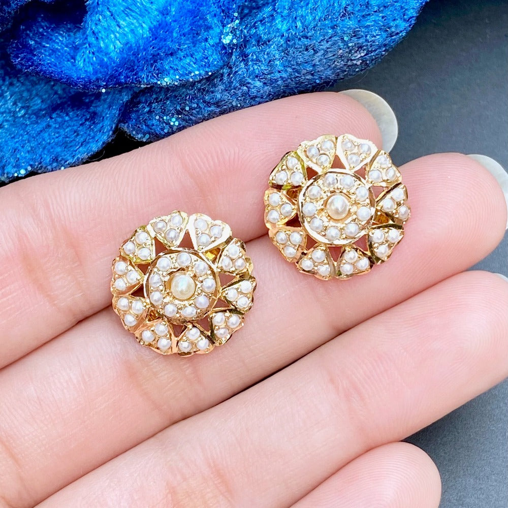 jadau pearl studs gold